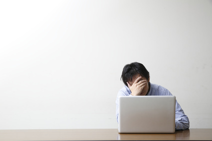 SEOでペナルティを受けた男性のイメージ