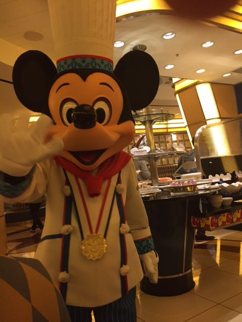 平日にディズニーランドを家族で満喫！